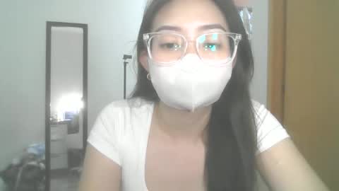 Madi online show from April 3, 11:30 am