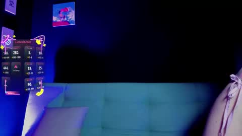 Snapshot of madiixwatson chatting on March 18, 7:11 am Madison Watson online show from March 18, 7:11 am