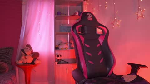 Madison   online show from March 3, 12:22 pm