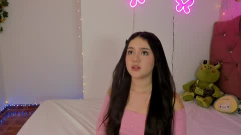 Snapshot of madison_pettis1 chatting on April 11, 4:39 am Madison online show from April 11, 4:39 am