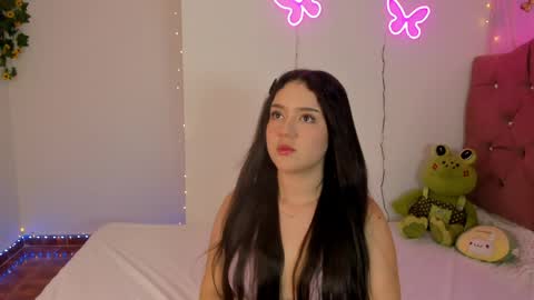 Snapshot of madison_pettis1 chatting on May 1, 4:39 am Madison online show from May 1, 4:39 am