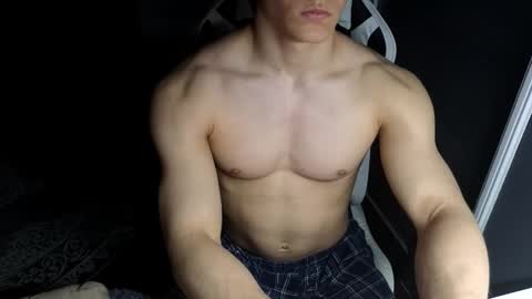Snapshot of madisonboy2 chatting on March 14, 10:26 pm madisonboy2 online show from March 14, 10:26 pm