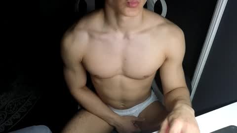 Snapshot of madisonboy2 chatting on March 19, 11:42 pm madisonboy2 online show from March 19, 11:42 pm