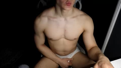 Snapshot of madisonboy2 chatting on March 20, 9:41 pm madisonboy2 online show from March 20, 9:41 pm