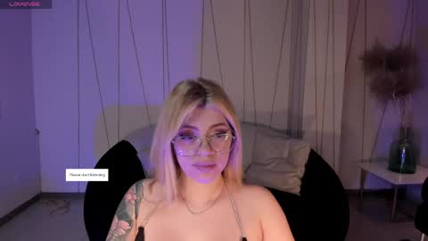 Madison Kane online show from May 24, 11:04 am