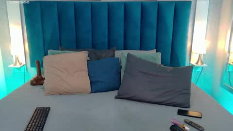 Snapshot of madisonsmith1 chatting on February 3, 9:53 pm Madison Smith online show from February 3, 9:53 pm