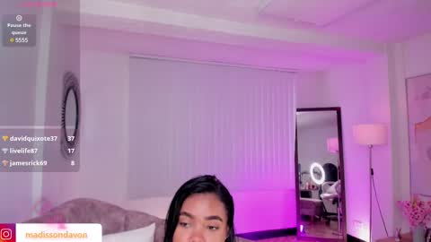Snapshot of madisson_davon chatting on March 8, 6:47 pm Madisson Davon online show from March 8, 6:47 pm