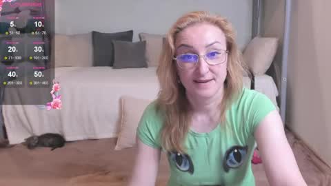 Madisson online show from May 23, 11:42 pm