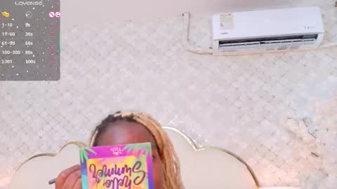 Madisson Lopez online show from November 24, 9:03 pm