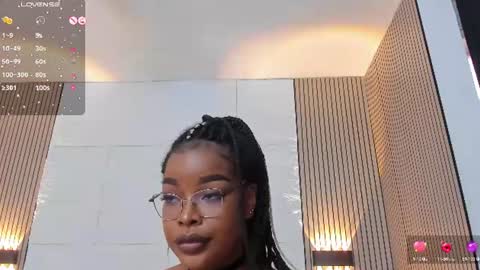 Snapshot of madissonlopez chatting on July 3, 8:59 pm Madisson Lopez online show from July 3, 8:59 pm