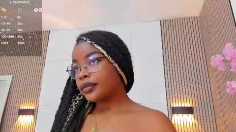Snapshot of madissonlopez chatting on July 14, 8:58 pm Madisson Lopez online show from July 14, 8:58 pm