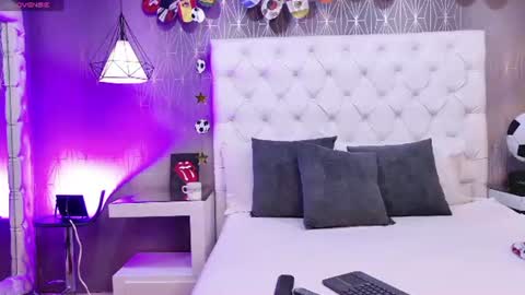 MadissonPayton online show from July 12, 12:07 pm