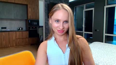 Madlen online show from May 30, 1:41 pm
