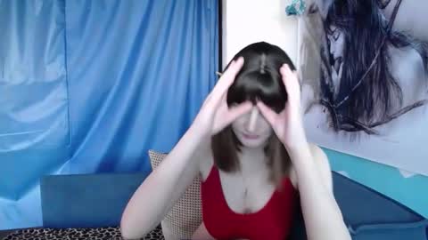 Elizabeth online show from April 4, 1:37 am