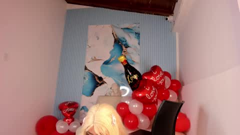 Madoka online show from February 15, 3:39 pm