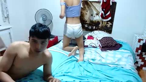 Snapshot of madysonandsteven chatting on December 13, 3:16 am MadysonAndSteven online show from December 13, 3:16 am