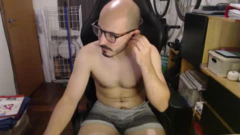 Snapshot of madziula chatting on January 17, 3:12 am Peter online show from January 17, 3:12 am