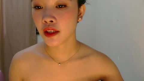 Snapshot of mae_luna chatting on June 17, 11:49 pm mae_luna online show from June 17, 11:49 pm