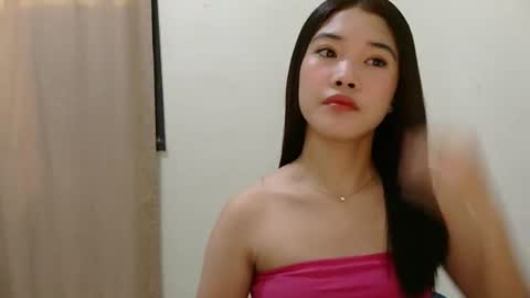 Snapshot of mae_luna chatting on June 30, 10:44 pm mae_luna online show from June 30, 10:44 pm