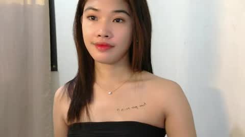 Snapshot of mae_luna chatting on July 29, 10:52 pm mae_luna online show from July 29, 10:52 pm