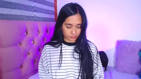 Snapshot of maeena chatting on March 10, 5:50 pm maeena online show from March 10, 5:50 pm