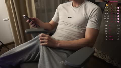 Snapshot of maestro3369 chatting on January 7, 10:19 pm Mike XMaestro 3369 online show from January 7, 10:19 pm