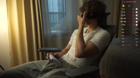 Snapshot of maestro3369 chatting on October 29, 1:35 pm Mike XMaestro 3369 online show from October 29, 1:35 pm