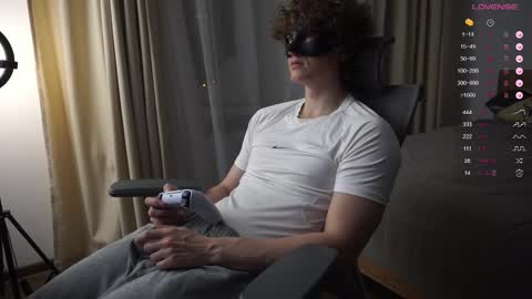 Mike XMaestro 3369 online show from November 10, 9:36 pm