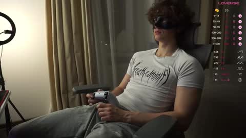 Mike XMaestro 3369 online show from November 17, 9:31 pm