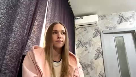 Sara online show from February 24, 6:11 am