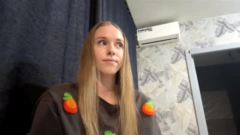 Sara online show from March 4, 9:26 am