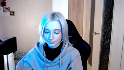 Sophia online show from December 3, 4:38 pm