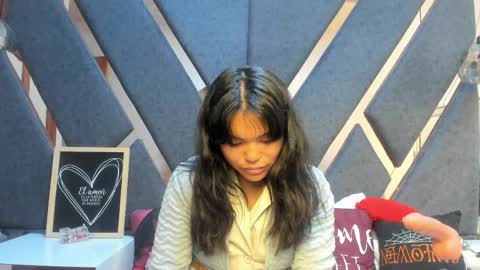 Snapshot of maggyx_69 chatting on May 31, 1:51 pm Kimy online show from May 31, 1:51 pm