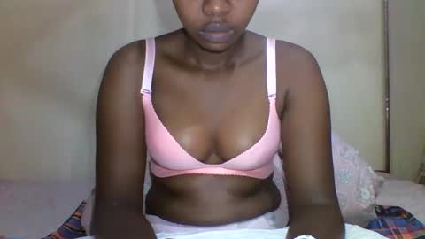 Snapshot of magic_bliss chatting on February 11, 2:49 am Bliss online show from February 11, 2:49 am