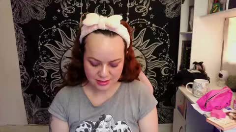 Claire online show from April 14, 9:54 pm