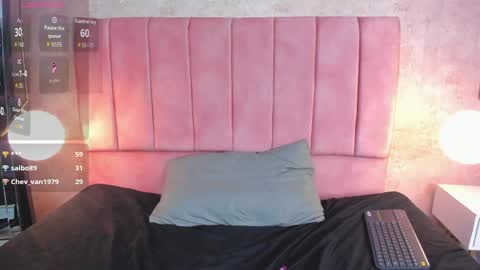 magic_ivone online show from April 3, 11:47 pm