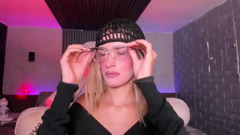 Snapshot of magic_rouse chatting on February 8, 5:11 am M Rss online show from February 8, 5:11 am