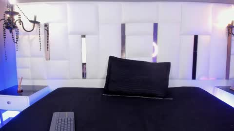 Snapshot of magic_zahara chatting on February 12, 4:07 am magic_zahara online show from February 12, 4:07 am