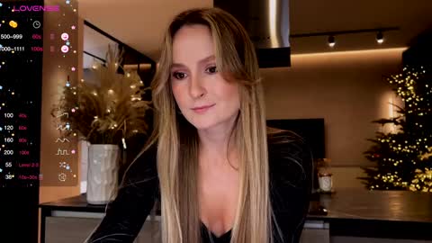 Snapshot of magicpeaach chatting on January 13, 3:15 pm magicpeaach online show from January 13, 3:15 pm