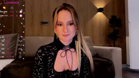 Snapshot of magicpeaach chatting on January 30, 2:58 pm magicpeaach online show from January 30, 2:58 pm