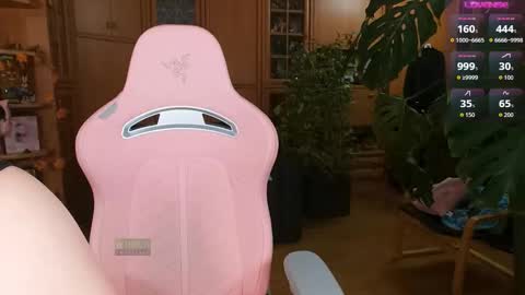 Nicole online show from November 7, 8:09 pm