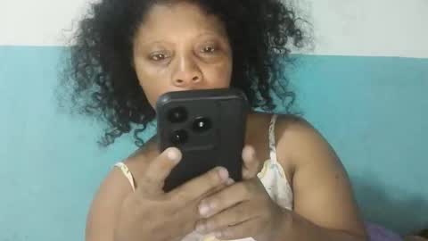 magniah online show from February 14, 7:43 pm