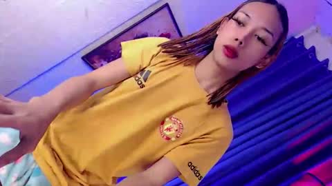 Mocah online show from October 22, 11:21 am