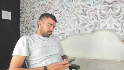 Magnus Alejo online show from February 14, 11:40 am