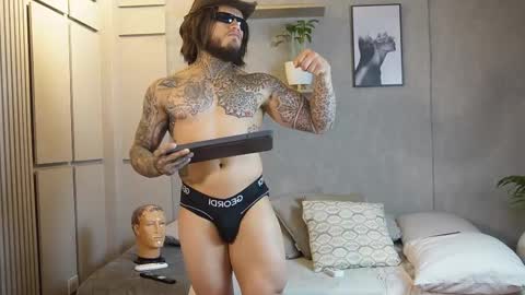 Snapshot of magnus_dahl chatting on January 31, 6:36 pm MAGNUS DAHL online show from January 31, 6:36 pm