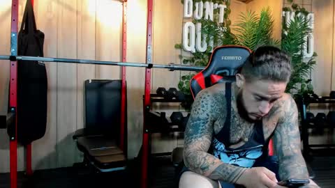 Snapshot of magnus_dahl chatting on February 2, 12:35 pm MAGNUS DAHL online show from February 2, 12:35 pm