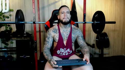 Snapshot of magnus_dahl chatting on February 16, 2:54 pm MAGNUS DAHL online show from February 16, 2:54 pm