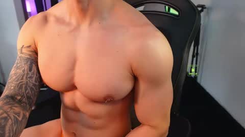 Snapshot of magnus_savage chatting on February 1, 5:00 pm If you want me to use the Lovense please let me know -- online show from February 1, 5:00 pm