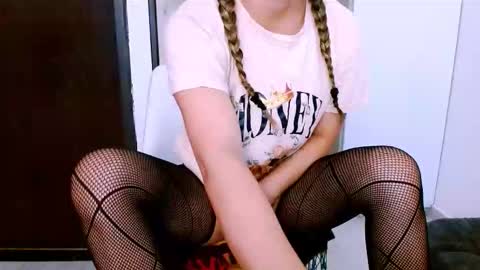 magy     online show from March 18, 10:02 pm