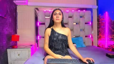 Snapshot of mahiara_hot chatting on May 9, 1:05 pm mahiara hot online show from May 9, 1:05 pm
